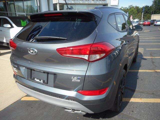 2017 Hyundai Tucson AWD Night 4dr SUV